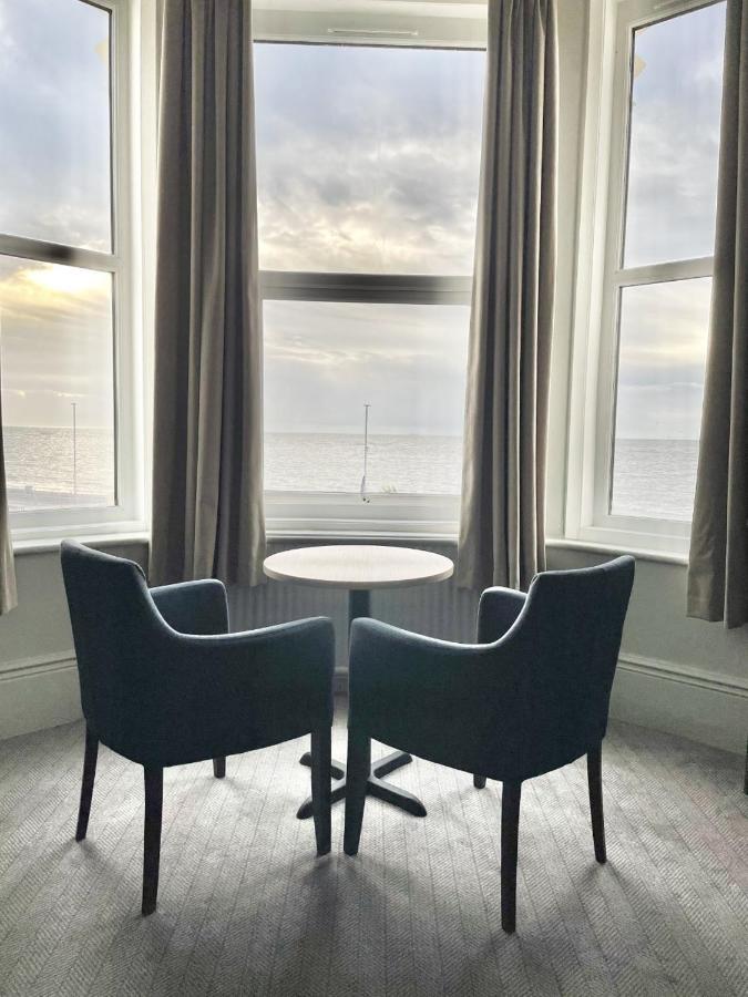Exmouth Beach Hotel Екстериор снимка
