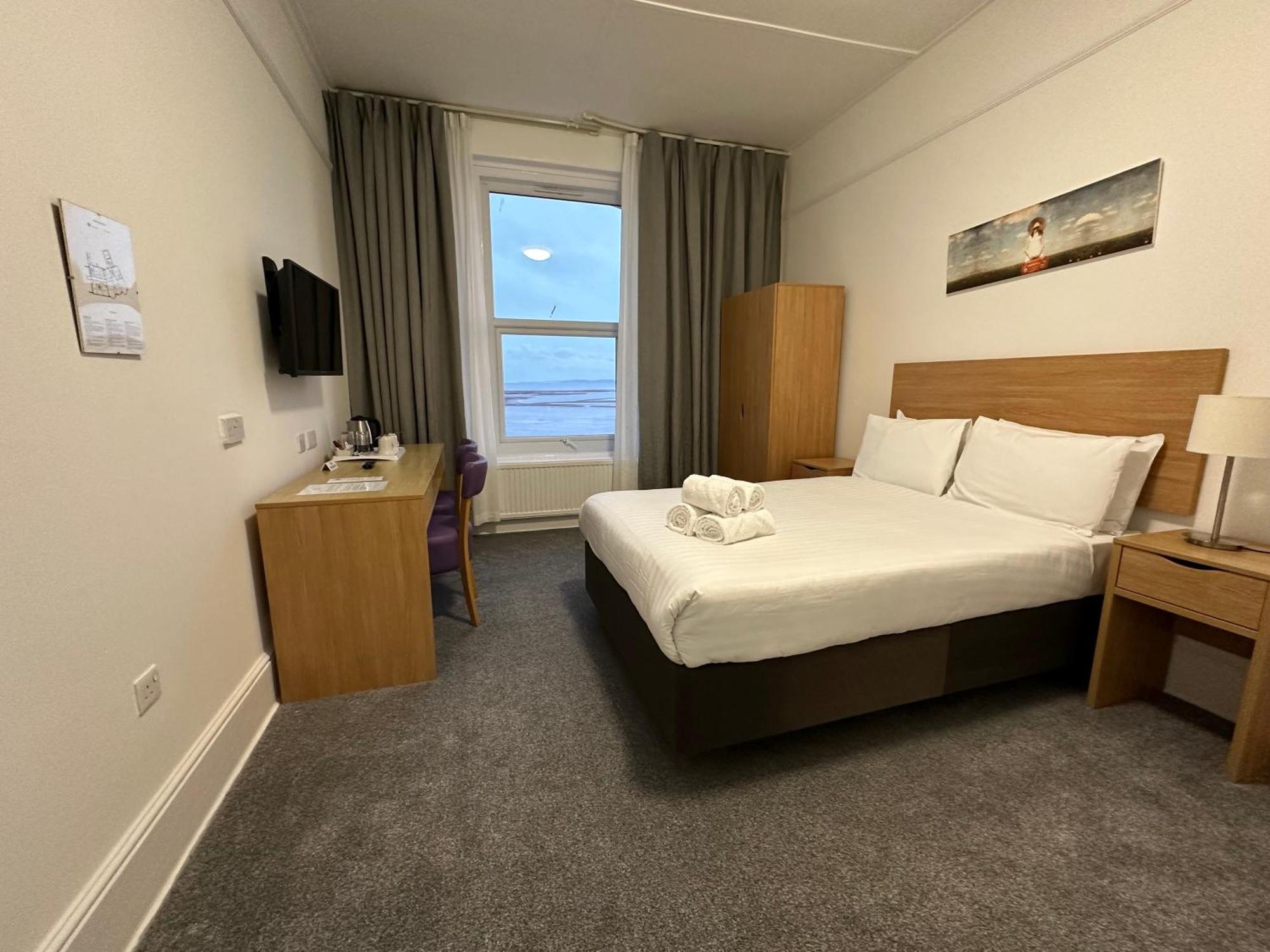 Exmouth Beach Hotel Екстериор снимка