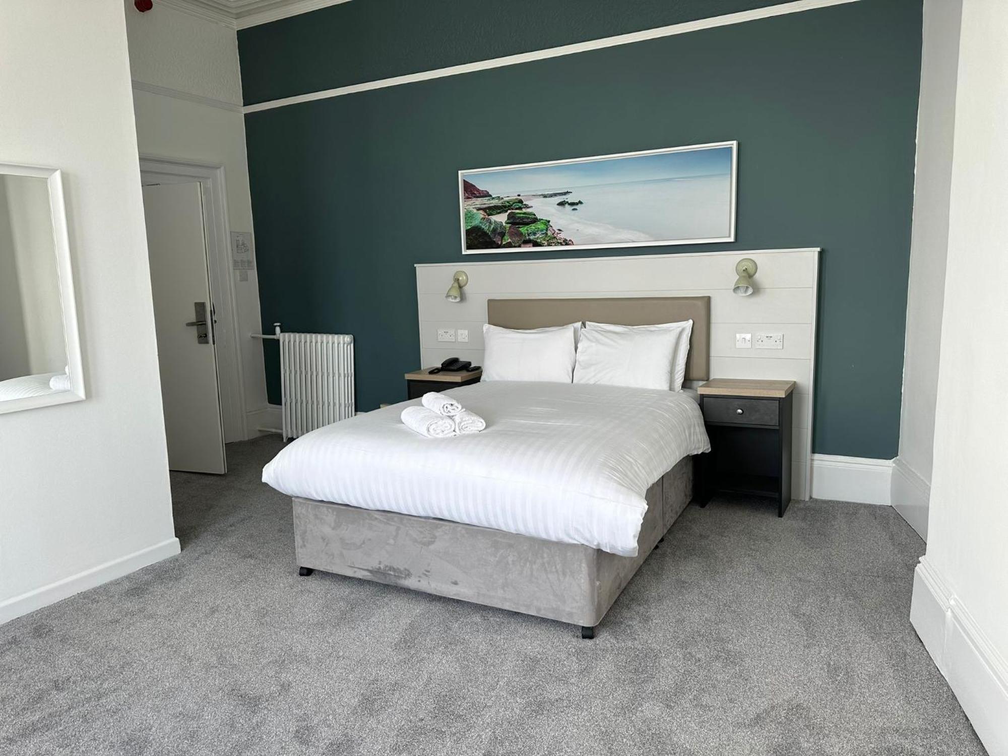 Exmouth Beach Hotel Екстериор снимка