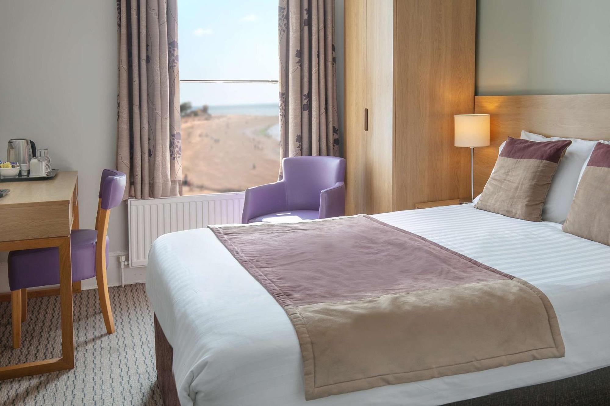 Exmouth Beach Hotel Екстериор снимка